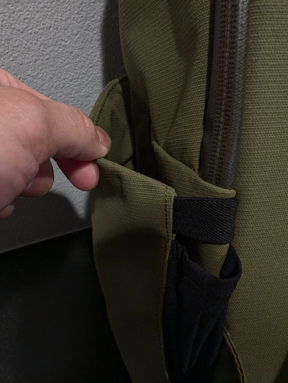 Moment MTW Backpack 21L Olive Green Everyday Tech Travel Bag